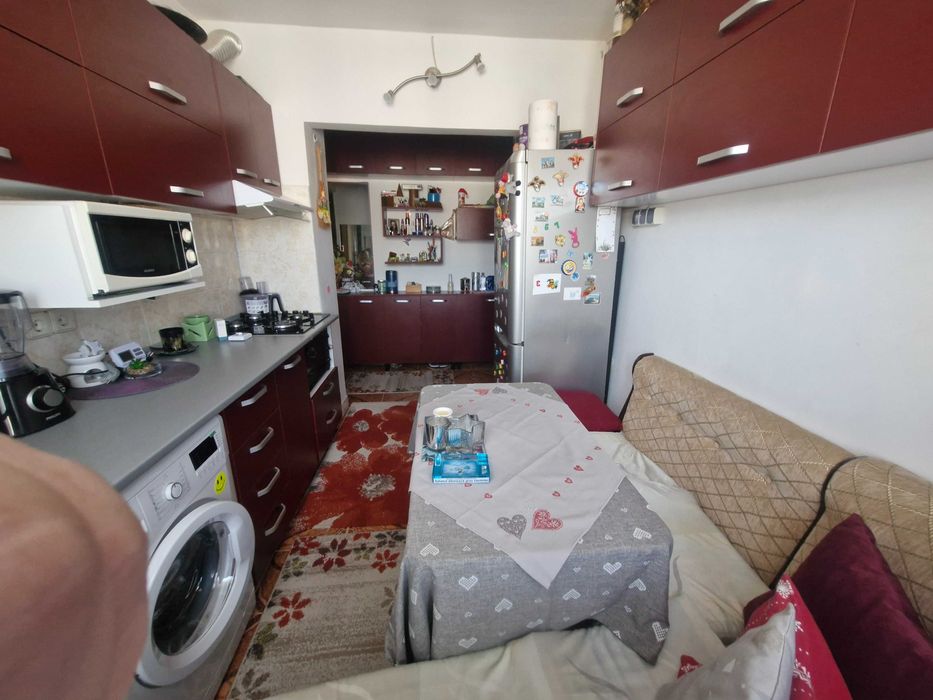 Vând apartament Orșova