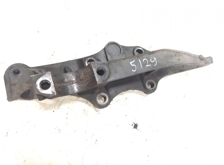 9423280341 Suportul barei stabilizatoare, axa motrica jos stânga MERCEDES-BENZ Axor, Actros MP1, MP2, MP3 (1996-2014) MERCEDES-BENZ