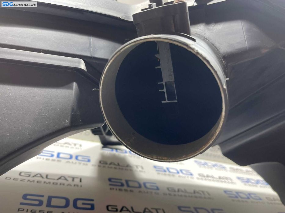 Carcasa Filtru Aer cu Senzor Debitmetru BMW Seria 3 F30 F31 F34 F35 F80 318 320 2.0 D N47 2011 - 2015 Cod 8511655 13718511655 70518447 107378-10 [B3024]