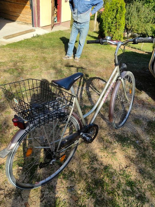 bicicleta dama  în stare foarta bun