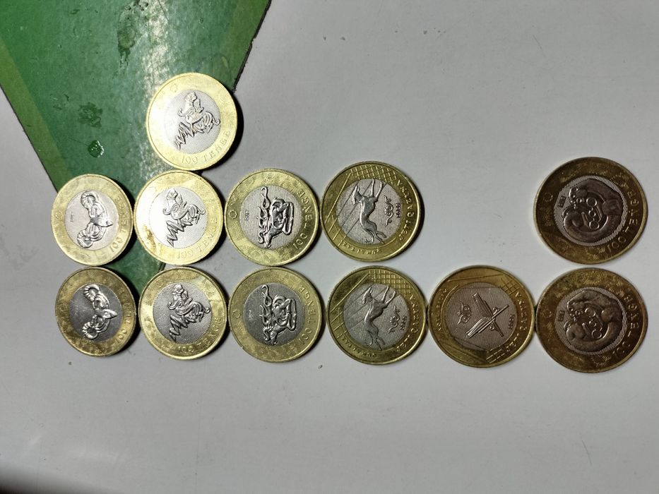 Продам монеты коллекционные