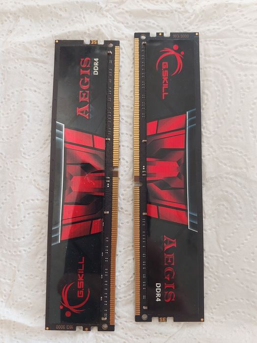 32GB 3000Mhz CL16 -  DDR4 RAM памет
