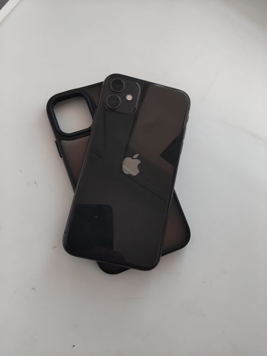 Айфон 11 ,128памяти,