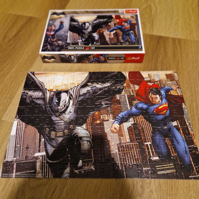 Puzzle-uri in stare foarte buna
