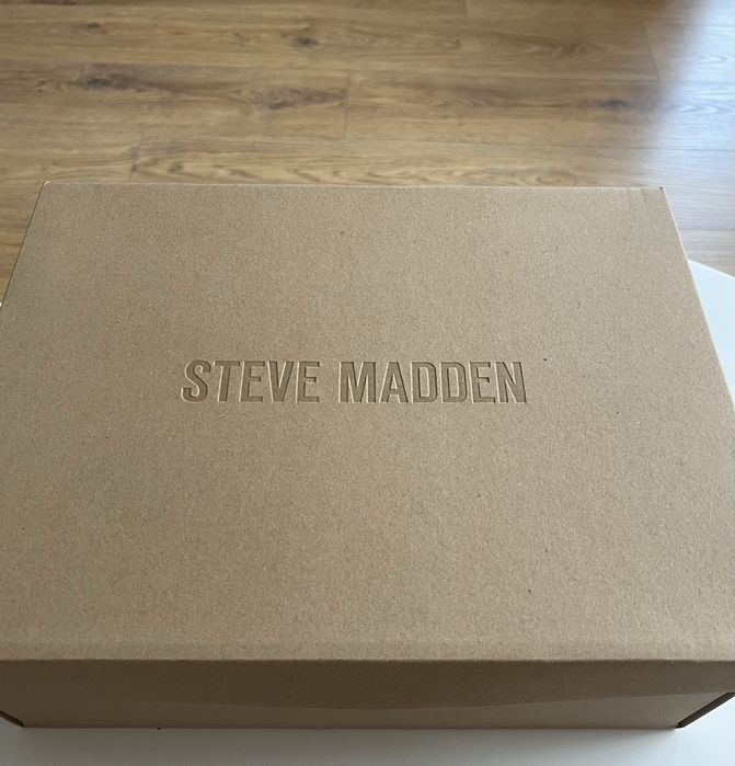 Маратонки Steve Madden Possession – номер 38 – отлично състояние