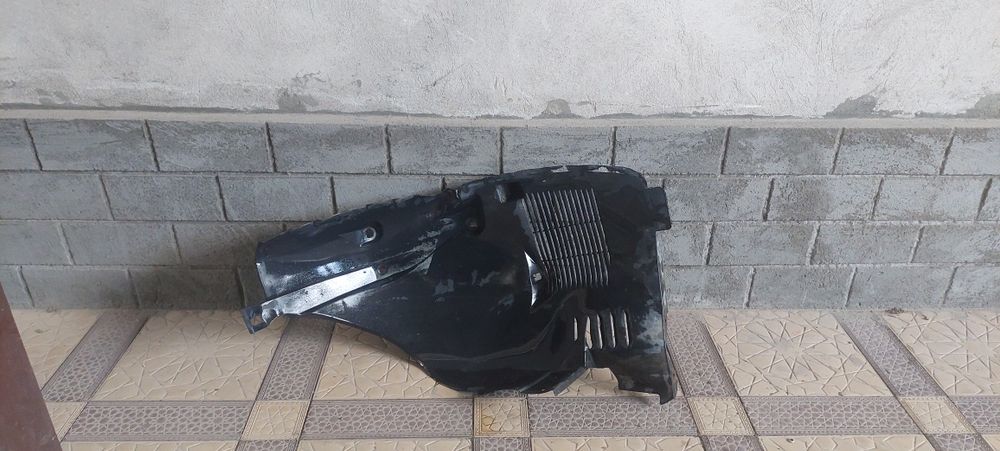W220 $55-$500 подкрылник