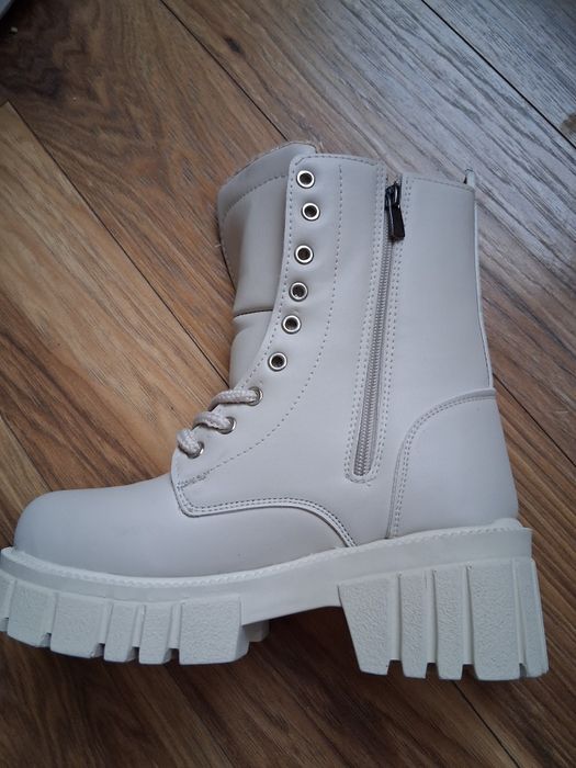 Дамски ботуши тип кубинки