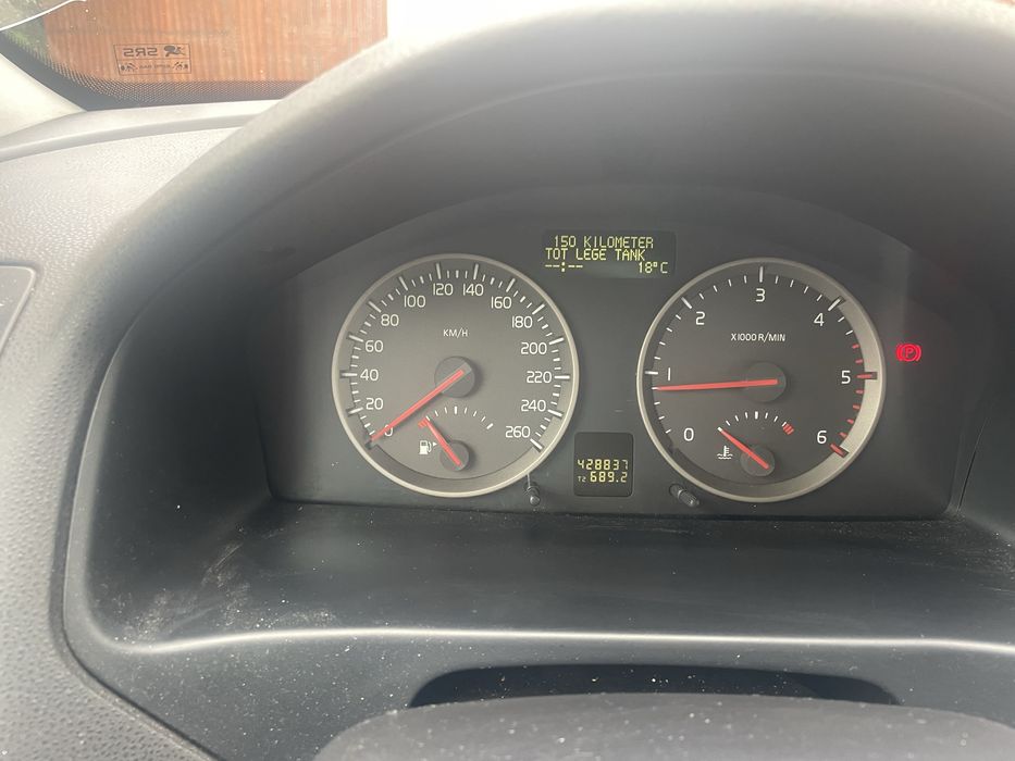 Doar schimb cu audi a 4 b8 sau b7 ofer diferenta