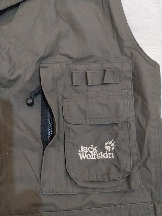 Jack Wolfskin-XL-разм.,мъжки елек с джобове,летен ,за туризм,лов рибол