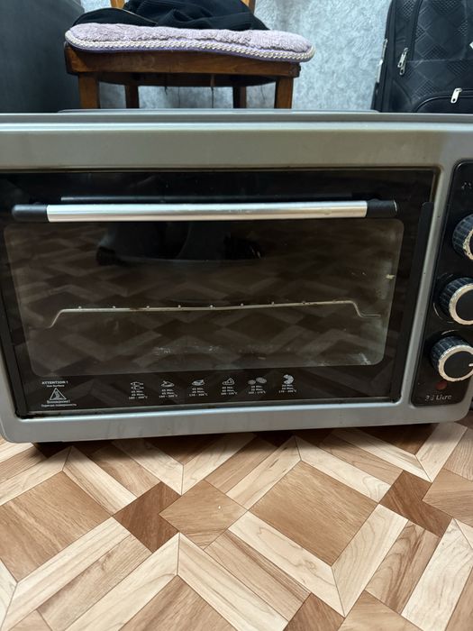 Духовая печь продам