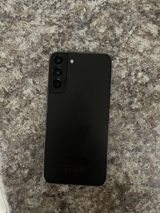 Продам samsung s22 +