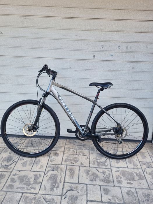 Mountain Bike Carrera 28" inch , frane pe disc