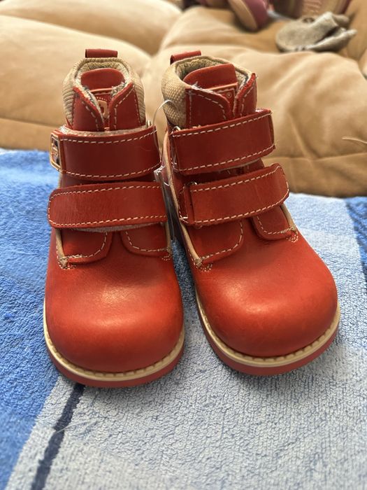 Ботинки Новые 21 размер осень весна