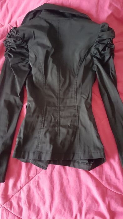 ново дамско сако