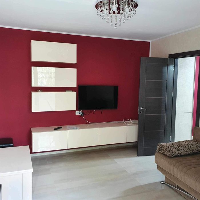 Proprietar inchiriez apartment  cu 2 camere Tomis Nord