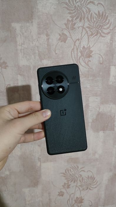 Смартфон OnePlus 13 16/512