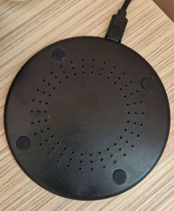 Безконтактно устройство за ареждане на телефон - андроид