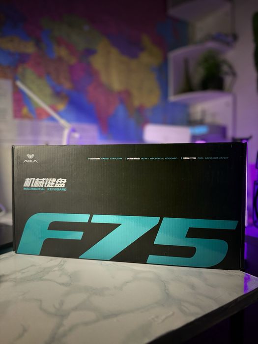 Aula F75 Новая !