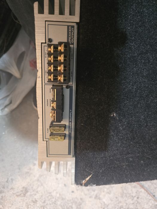 Subufar Magnat cu statie