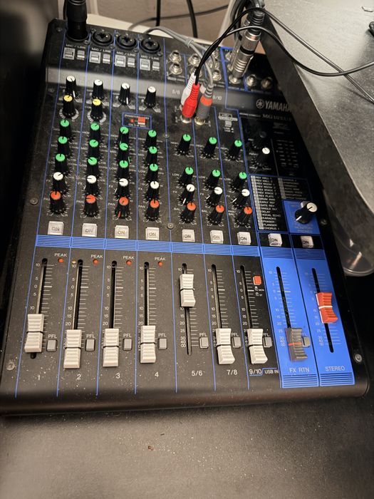 Mixer Yamaha MG10 XUF