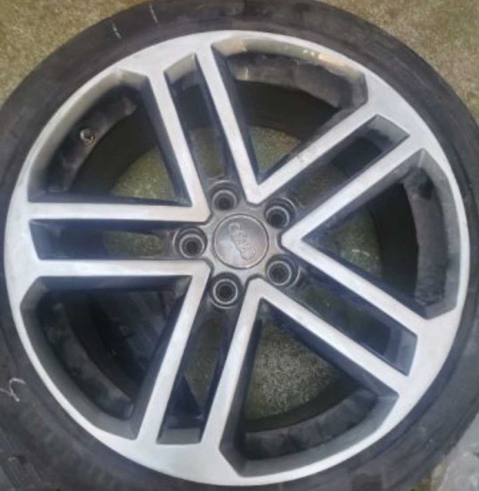 Джанти с гуми за АУДИ, 5х112, 225,40,18/от А3-2018г.