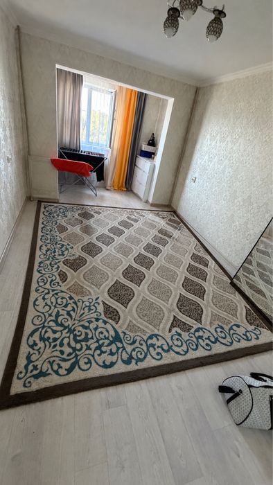 Продам ковер 3/4 отдам за 10.000