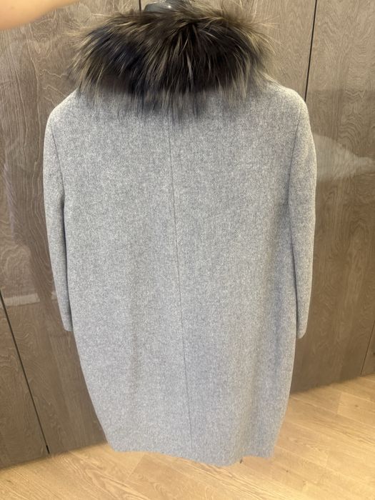 Пальто легкое серое