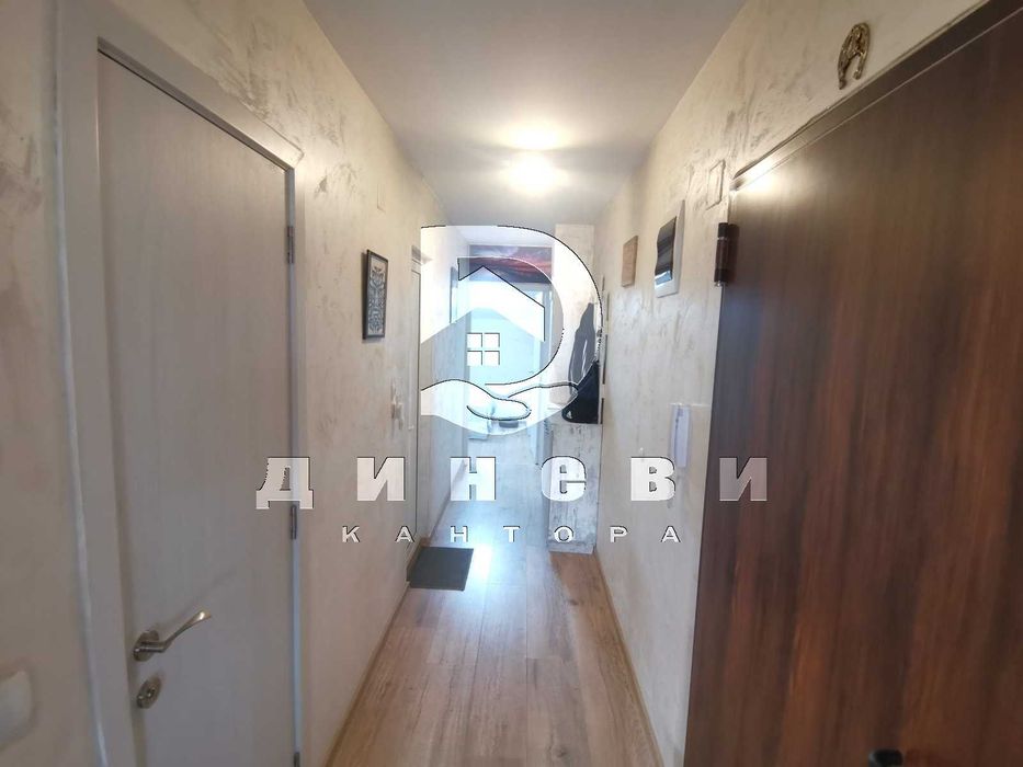 Продава се Тристаен апартамент в Стара Загора, ОРБ - 100 кв.м за 1290 €/кв.м - Снимка #13