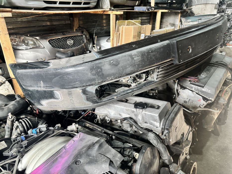 Ауди 100 с4 Audi бампер