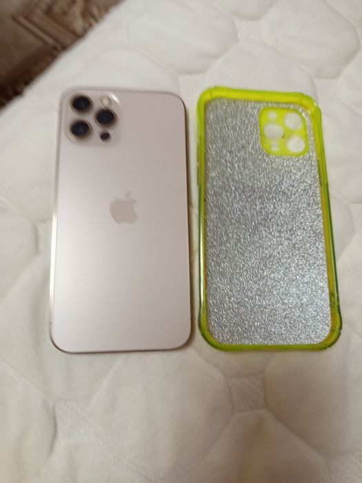 Продам Айфон 12 Pro