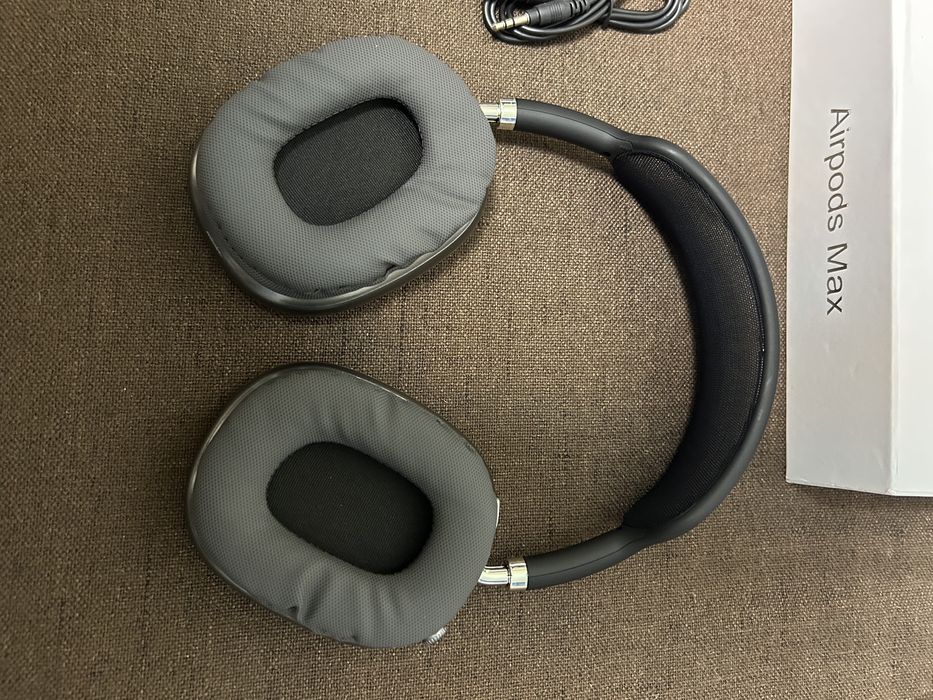 Casti Airpods Max