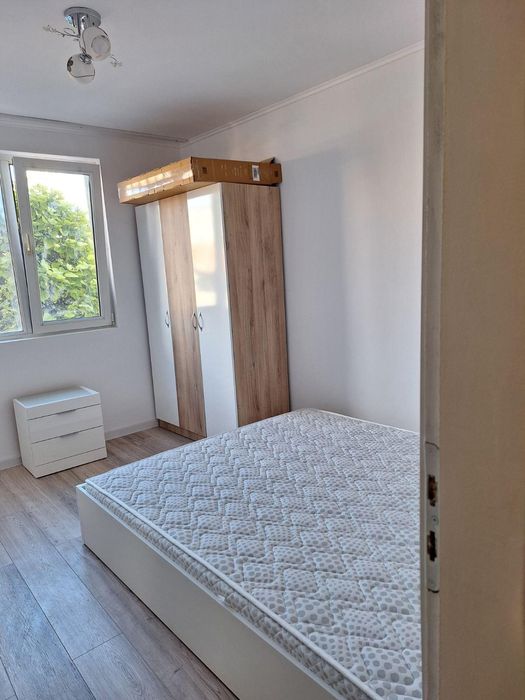 Дава се под наем Тристаен апартамент в Варна, Колхозен пазар - 75 кв.м за 600 € - Снимка #3