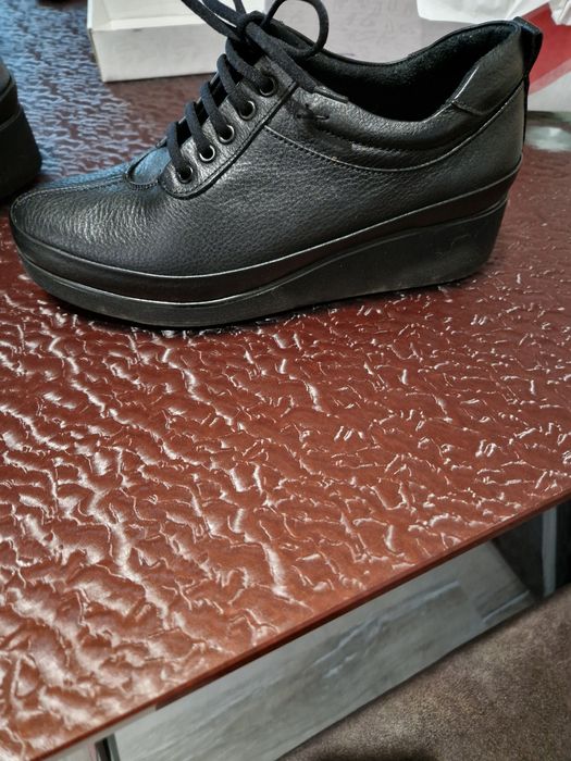 Дамски обувки естествена кожа