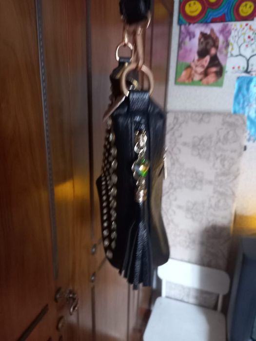 Продам женскую сумку