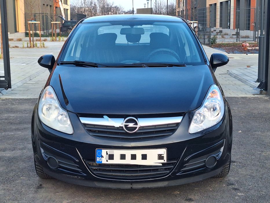 Opel Corsa D • 1.2 Benzina • Hatchback •