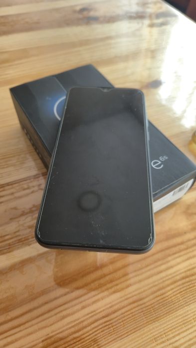Motorola Moto E6s (32GB / 2GB RAM) – Пълен комплект