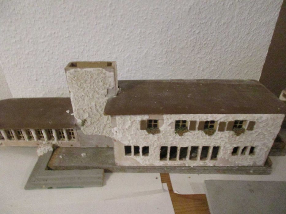 Casute pe   DIORAMA  scara  HO