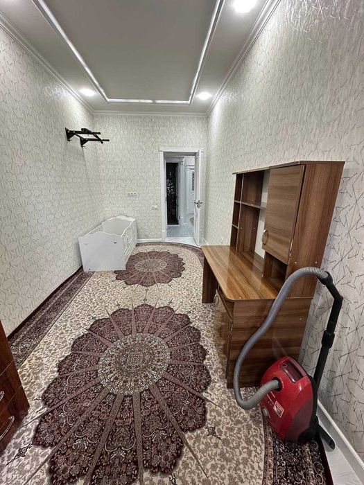 3х комнатная квартира 100кв/м, со всеми удобствами, Вокзал