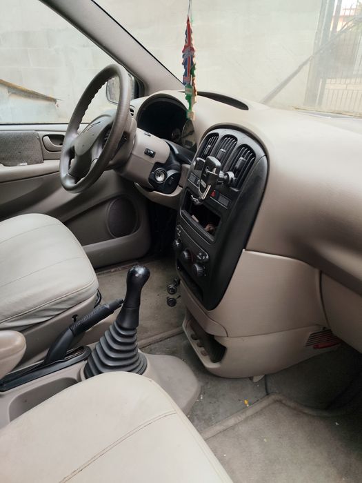 Chrysler voyager 3 an fab 2003