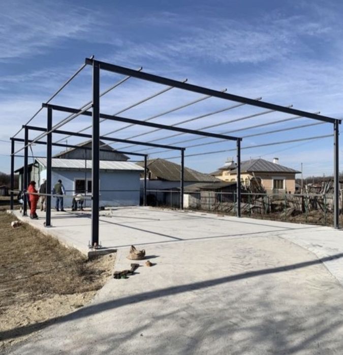 Vindem hale metalicie 15 lungime 8 deschidere 4 la strasna și spalator