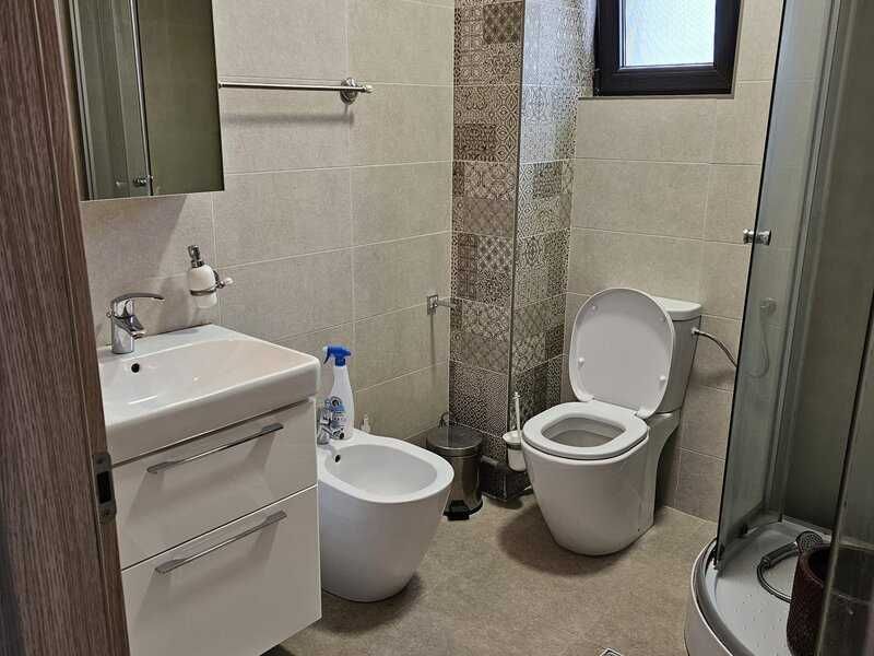 Închiriere ap. 2 camere - Damaroaia (Pta. Presei-Herastrau)  55 mp