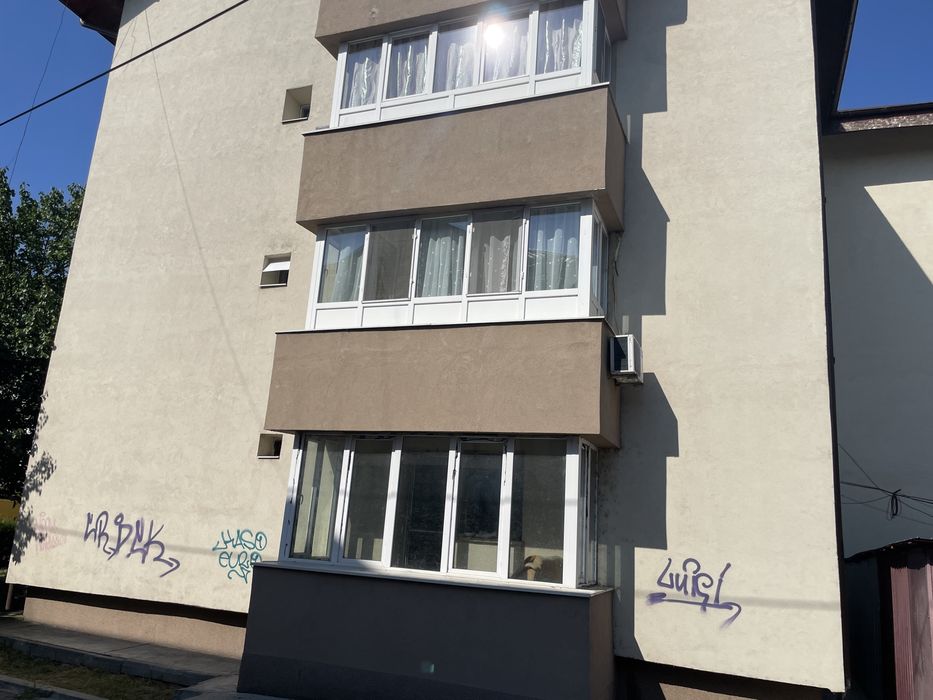 Vand apartament 3camere Otopeni ultracentral