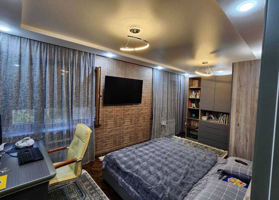 Евро 4х-ком   2-Этаж  Ц-5   площадь 90м2