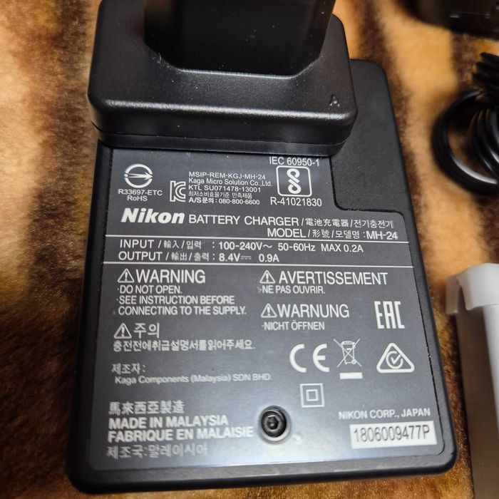 Продавам фотоапарат NIKON