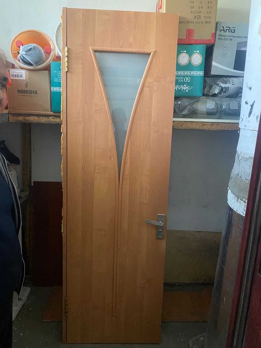 Продам дверь в хорошем состоянии