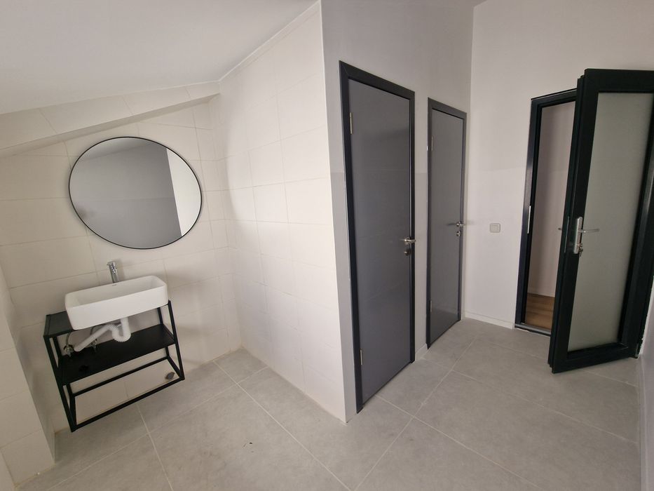 Inchiriez spatiu birouri cabinet psihologic la blv Decebal 44 mp