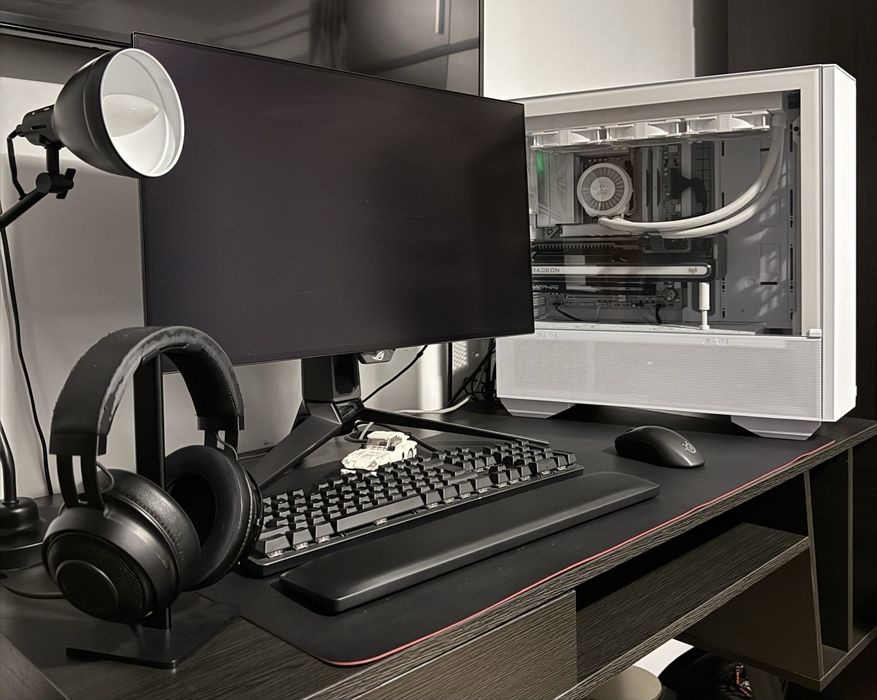 Setup Gaming Complet - PC Gaming + Monitor OLED 240Hz + Periferice