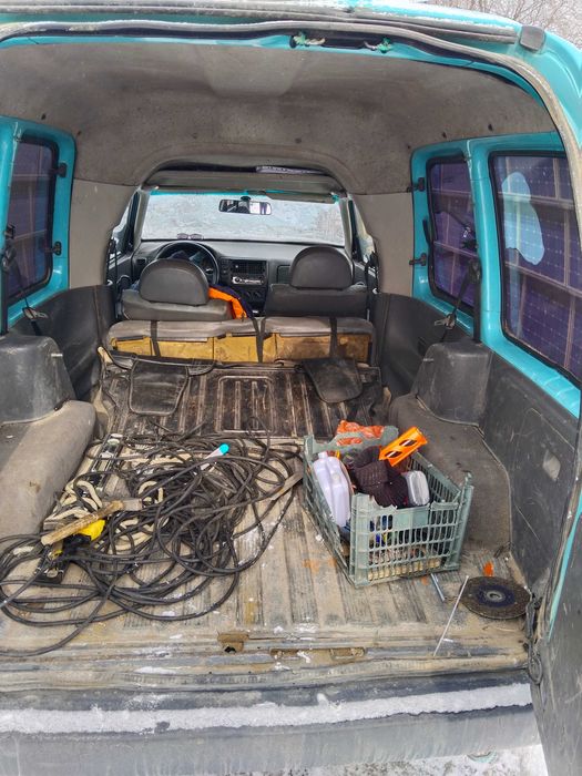 Продам машину фольцваген кадди