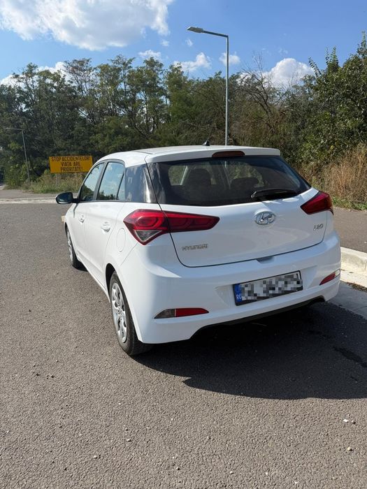 HYUNDAI i20 2015 — imagine 4