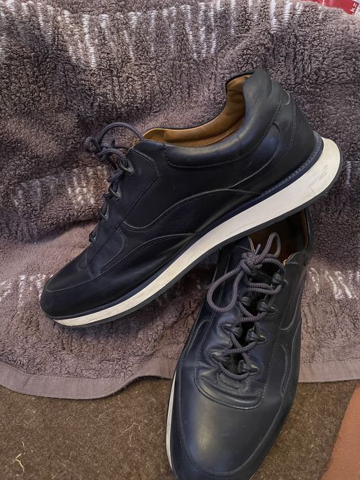 Продам мурскую обувь кожанные кроссовки MASSIMO DUTTI